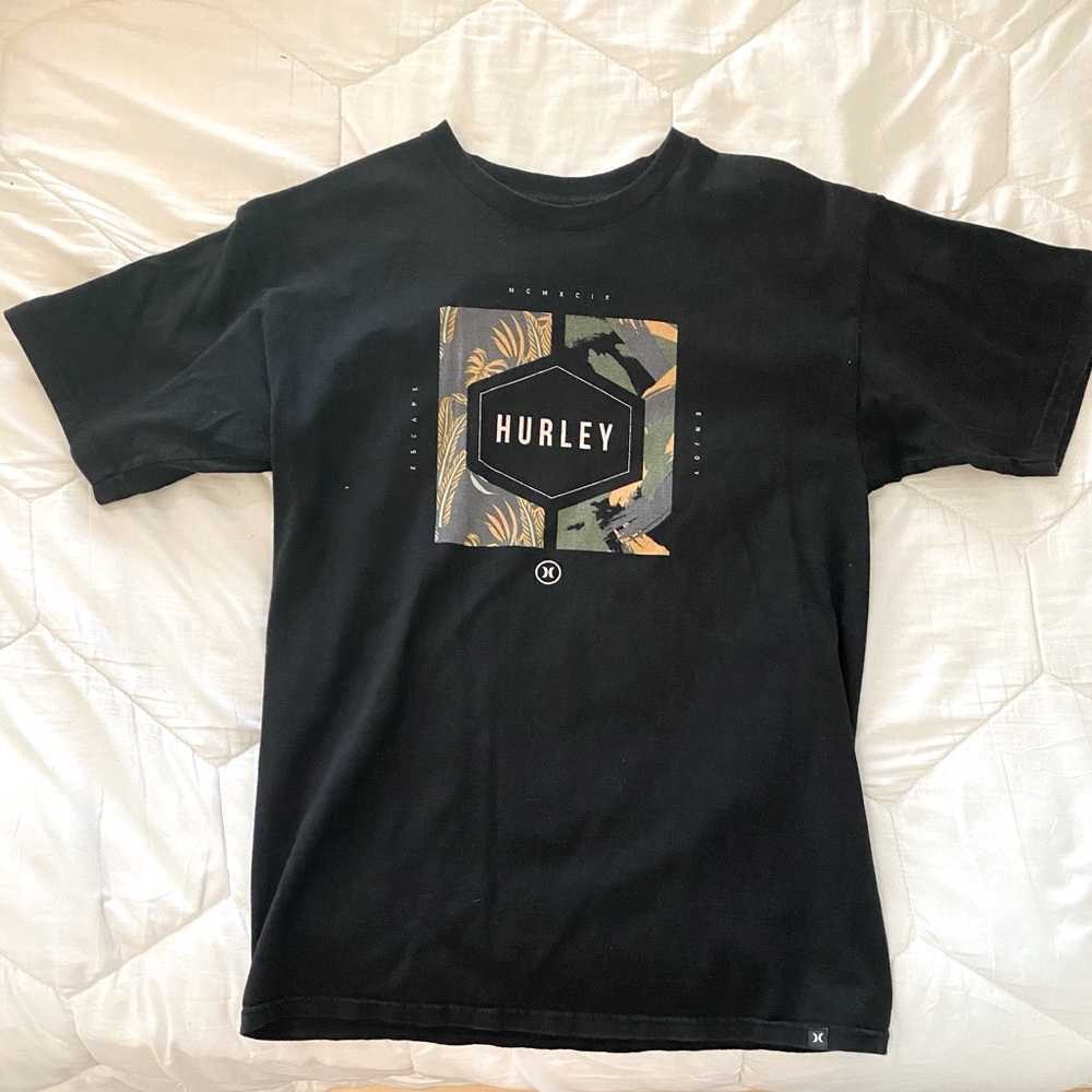 HURLEY T-shirt